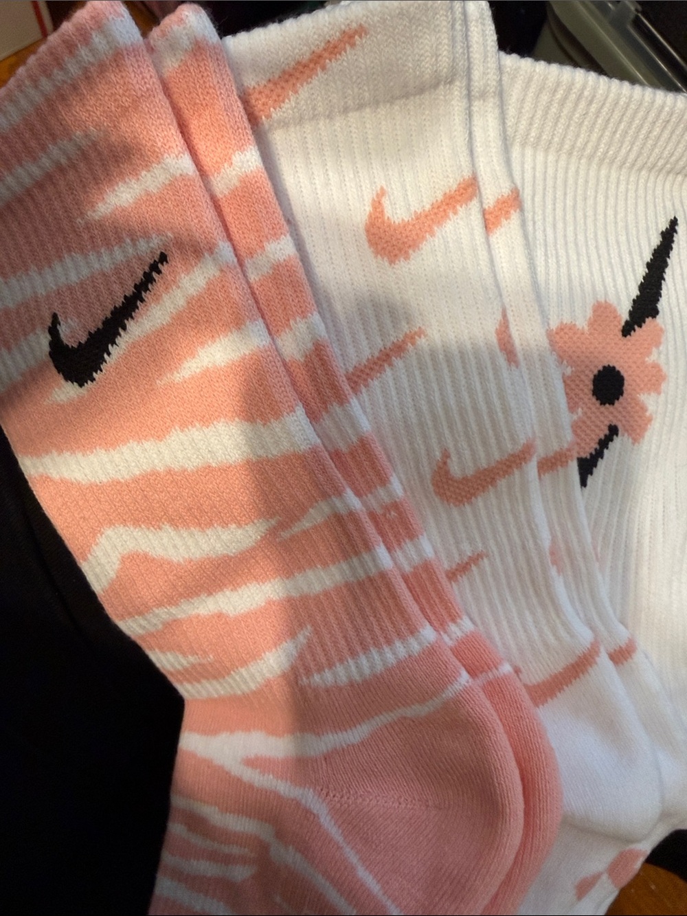 Nike Pink & White Graphic Crew Socks - 3 Pack Variety - Picture 2 of 2